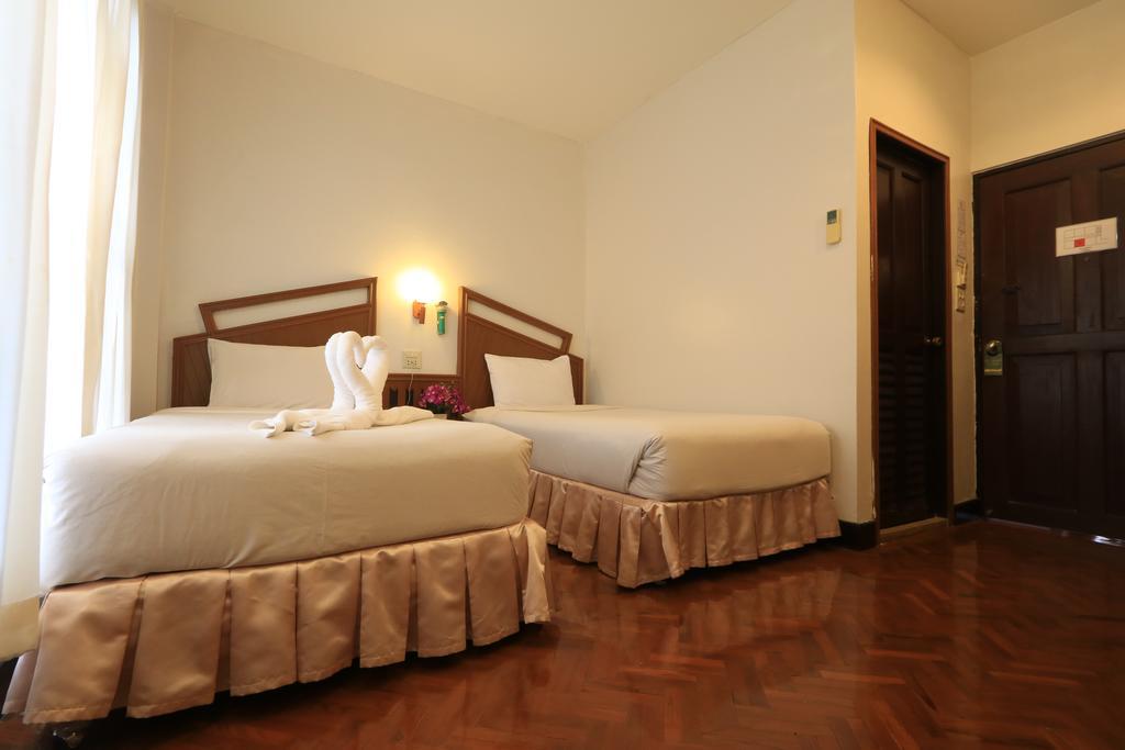 Baiyoke Chalet Hotel Mae Hong Son Exteriör bild