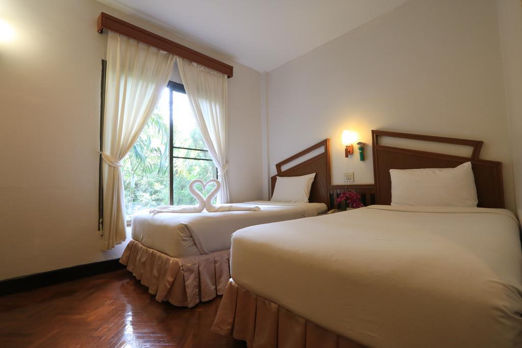 Baiyoke Chalet Hotel Mae Hong Son Exteriör bild