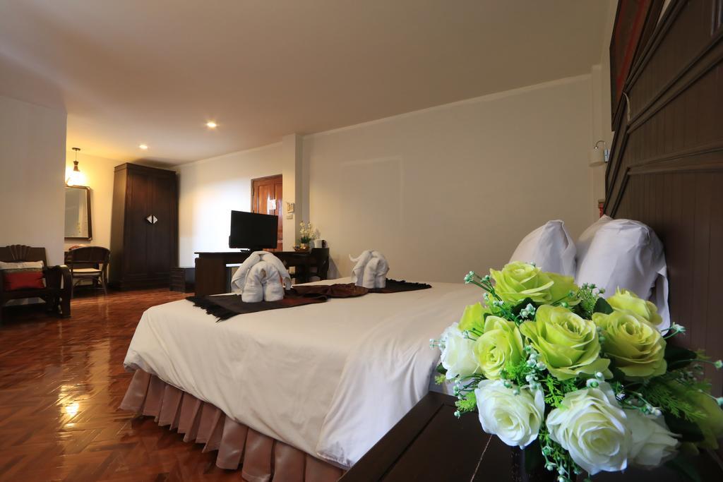 Baiyoke Chalet Hotel Mae Hong Son Exteriör bild