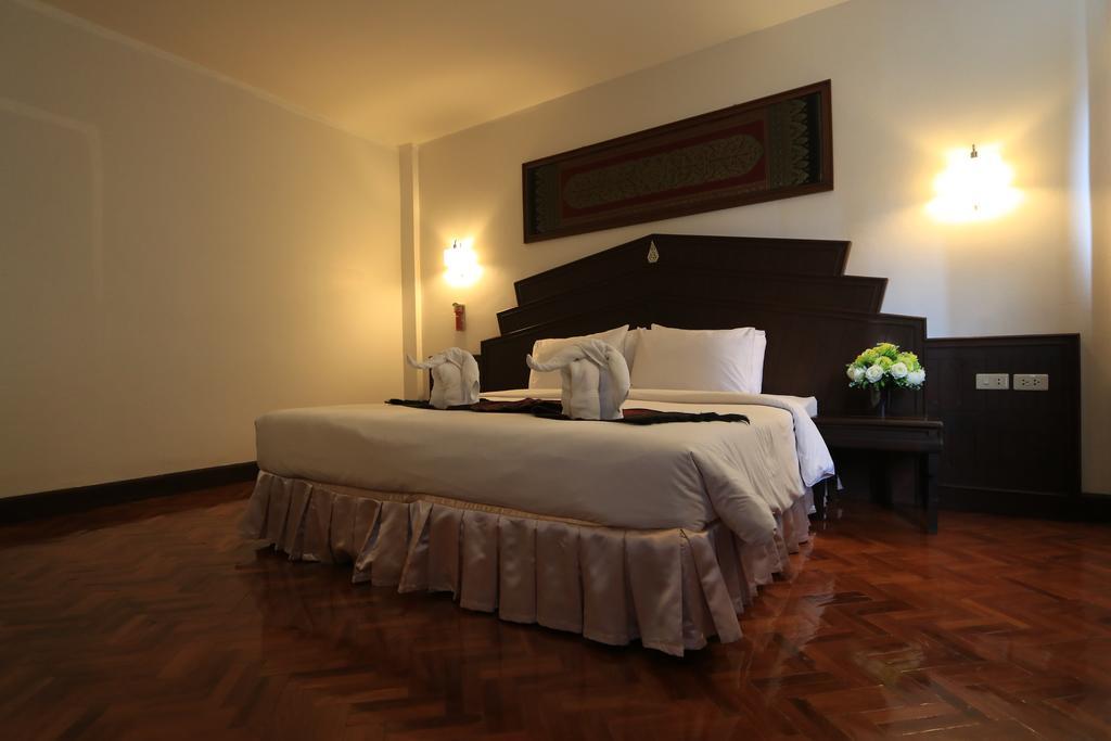 Baiyoke Chalet Hotel Mae Hong Son Exteriör bild