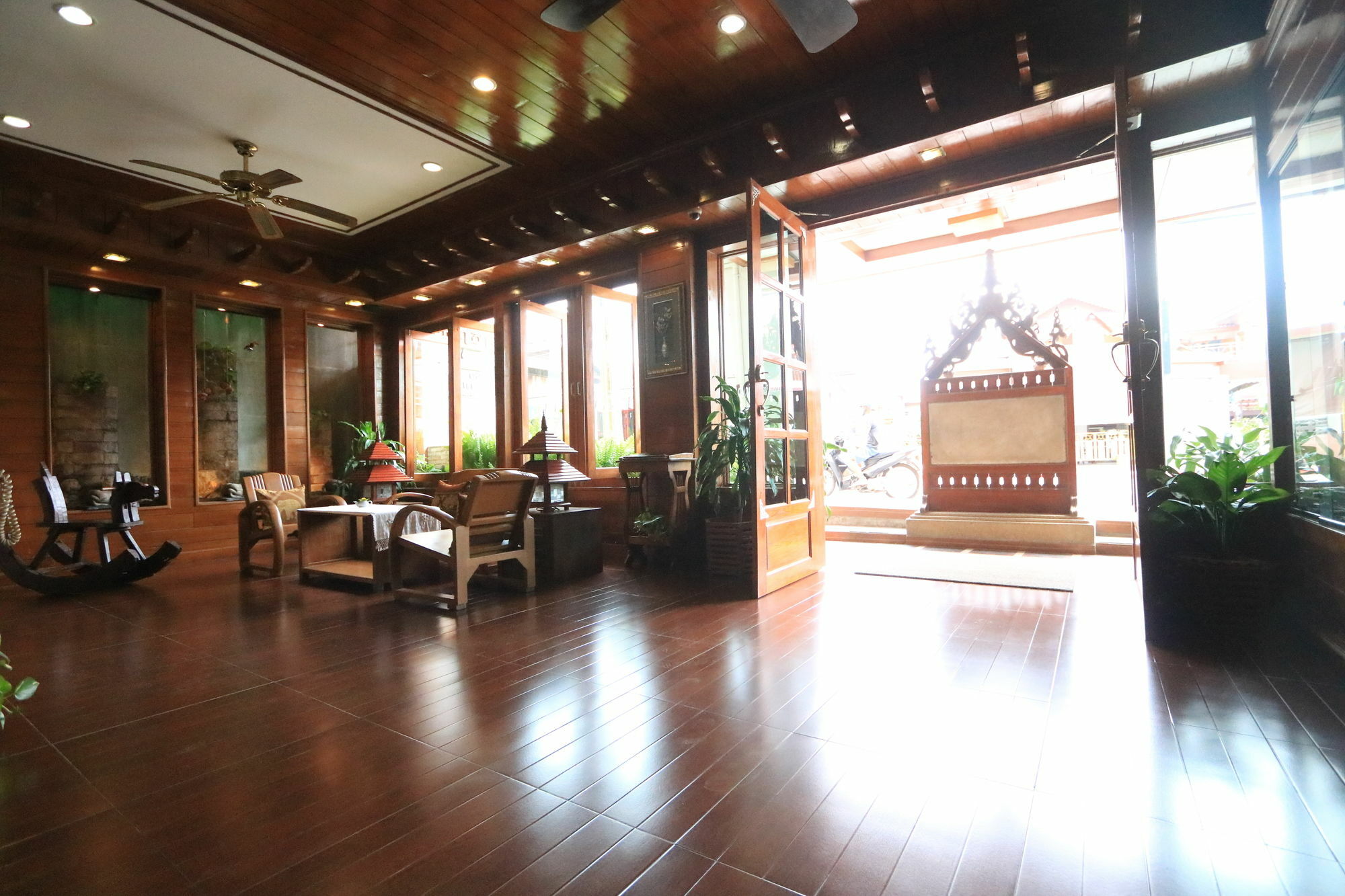Baiyoke Chalet Hotel Mae Hong Son Exteriör bild
