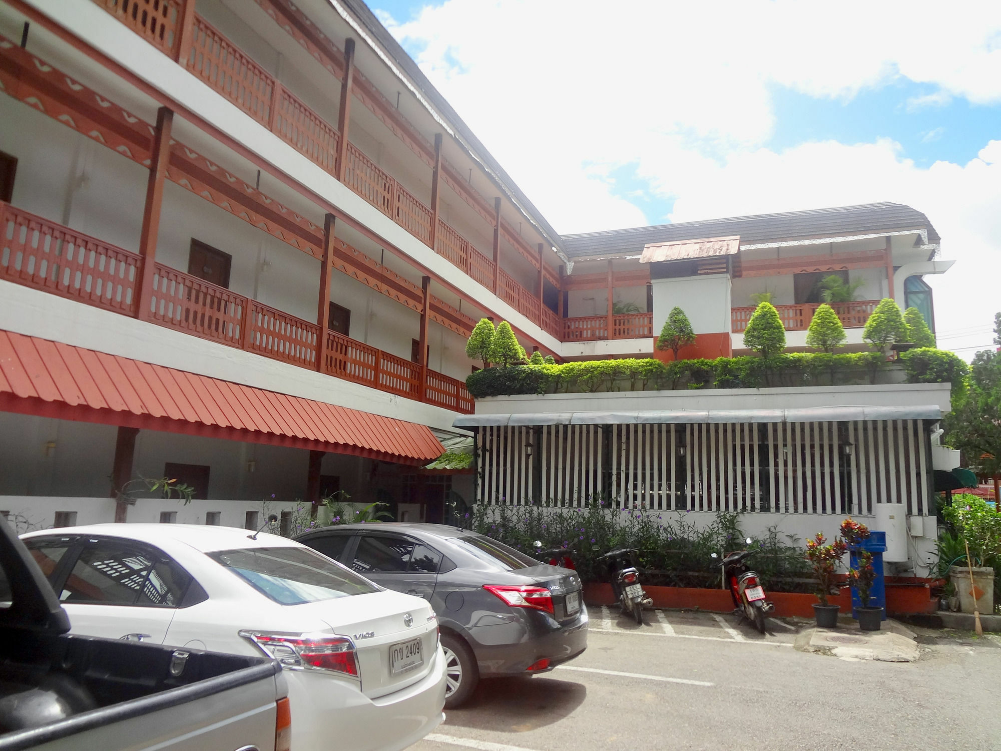 Baiyoke Chalet Hotel Mae Hong Son Exteriör bild