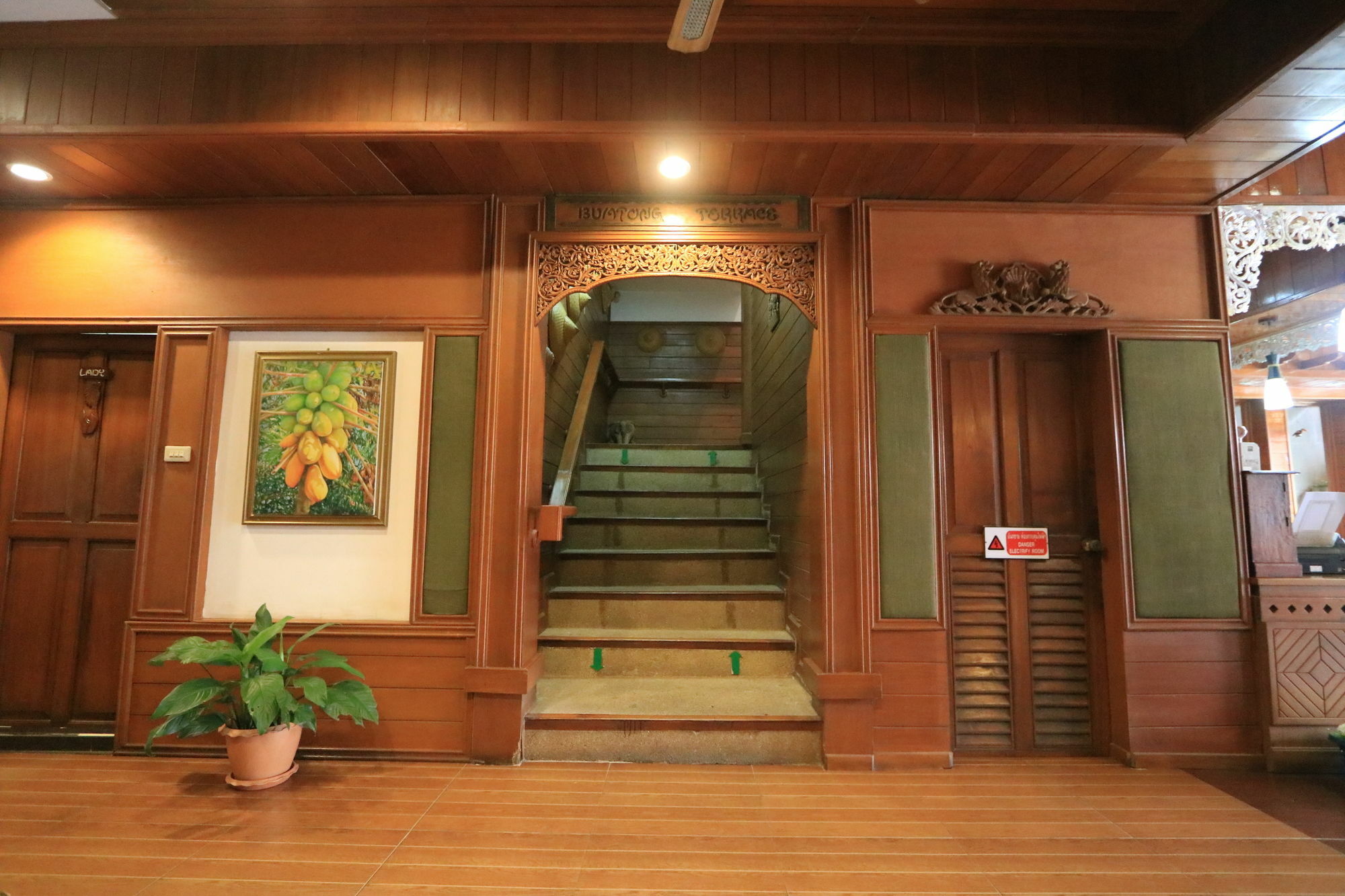 Baiyoke Chalet Hotel Mae Hong Son Exteriör bild