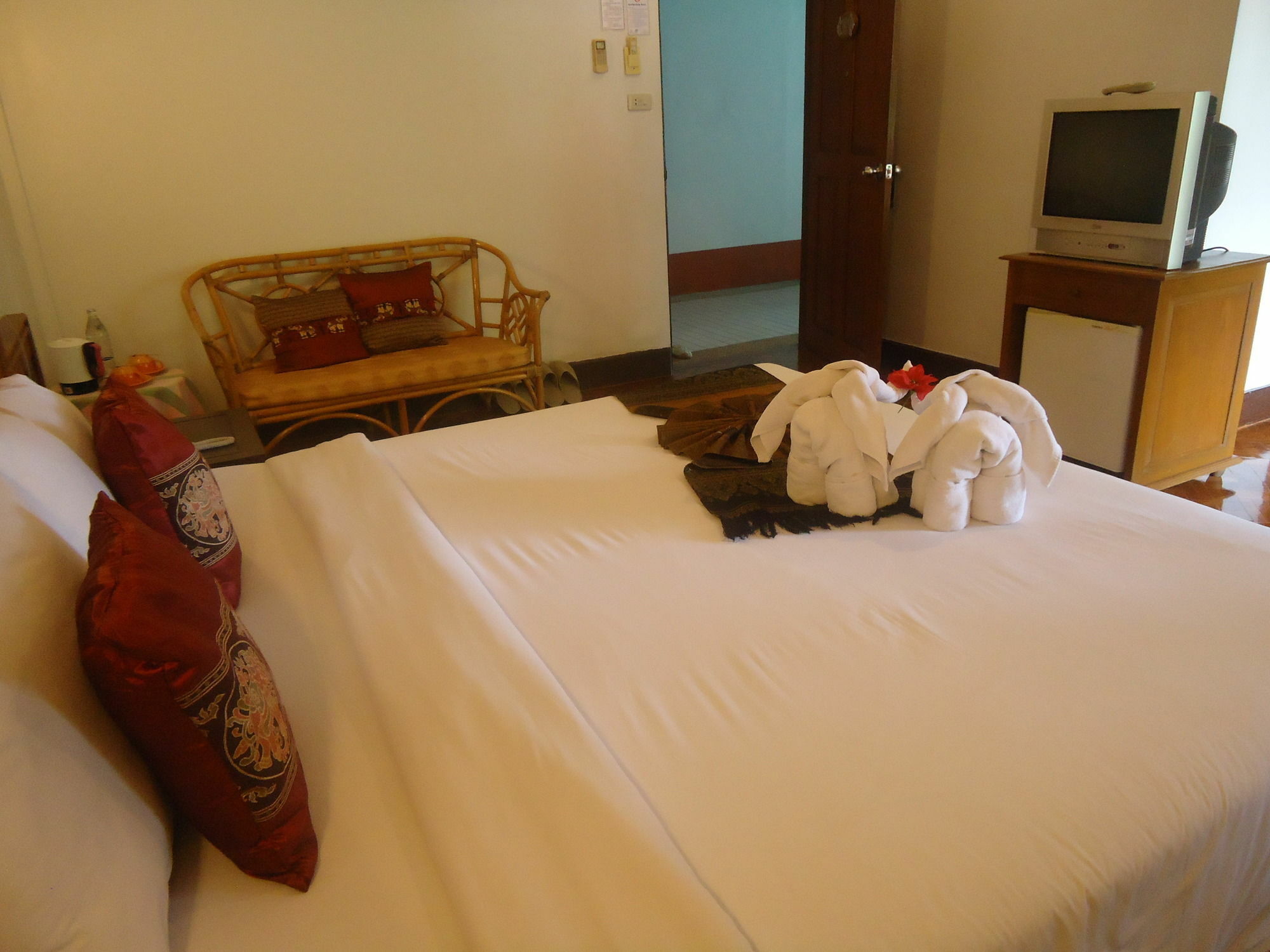 Baiyoke Chalet Hotel Mae Hong Son Exteriör bild